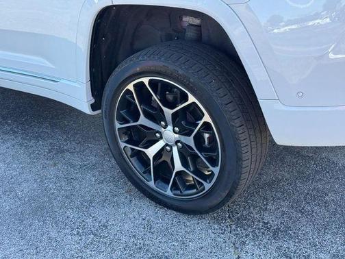 2022 Jeep Grand Cherokee 4xe Summit