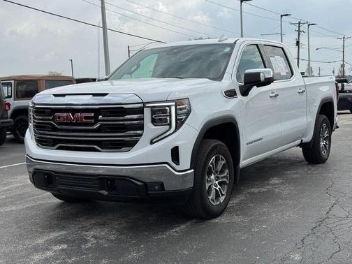 2024 GMC Sierra 1500 SLT