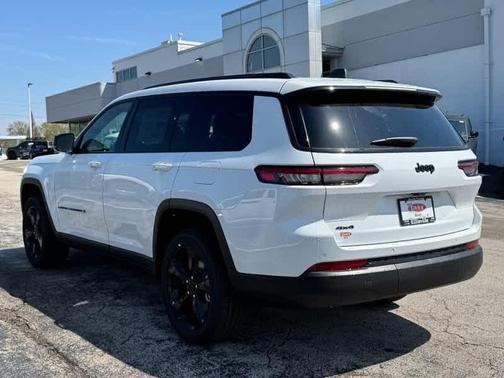 2025 Jeep Grand Cherokee L Laredo