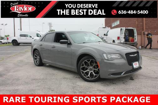 2018 Chrysler 300 Touring