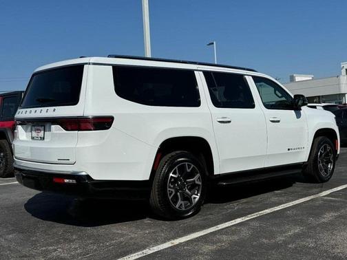 2024 Jeep Wagoneer L Series III