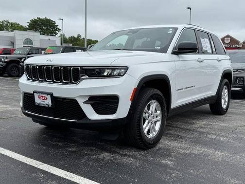 2023 Jeep Grand Cherokee Laredo