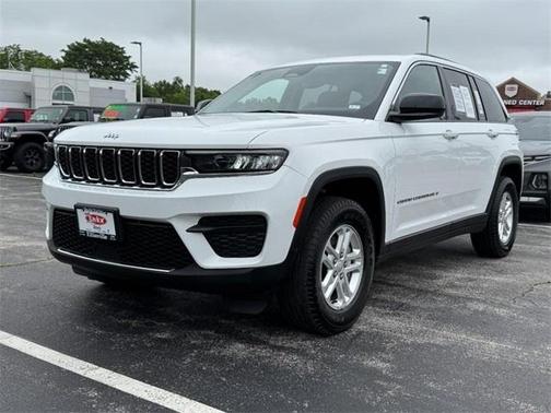 2023 Jeep Grand Cherokee Laredo