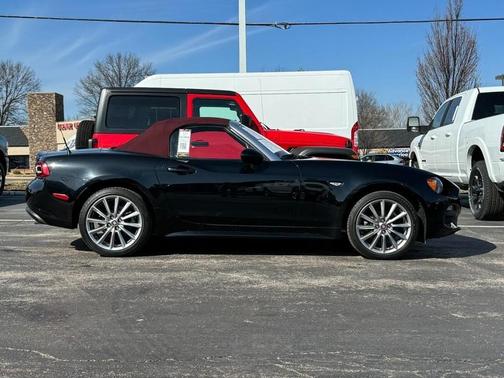 2018 FIAT 124 Spider Lusso