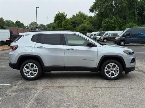 2025 Jeep Compass Latitude