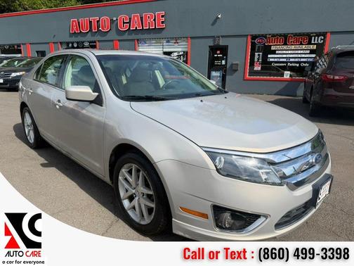 Gold 2010 Ford Fusion SEL