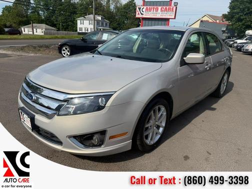 Gold 2010 Ford Fusion SEL
