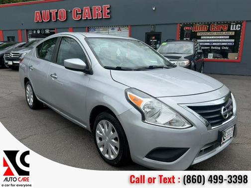 Brilliant Silver Metallic 2019 Nissan Versa 1.6 SV