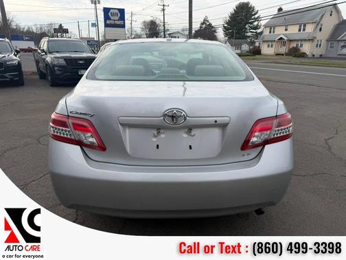 2011 Toyota Camry LE