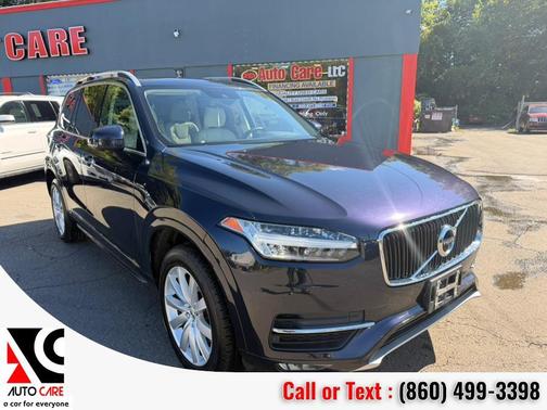 2016 Volvo XC90 T6 Momentum