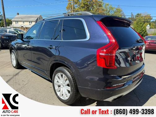 2016 Volvo XC90 T6 Momentum