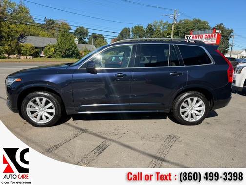2016 Volvo XC90 T6 Momentum