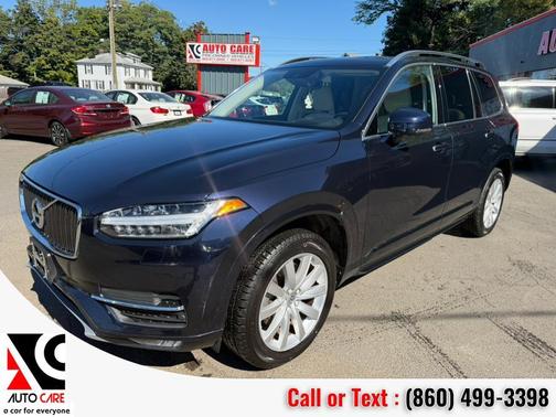 2016 Volvo XC90 T6 Momentum