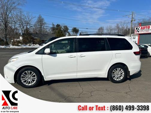 2013 Toyota Sienna XLE