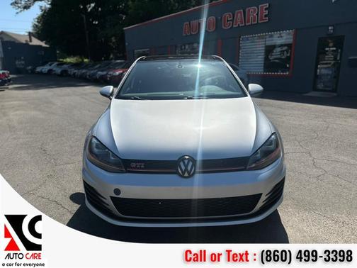 2017 Volkswagen Golf GTI 2.0T SE 4-Door