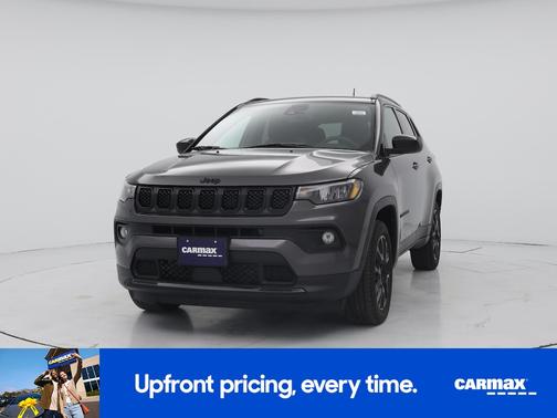 Gray 2023 Jeep Compass Altitude