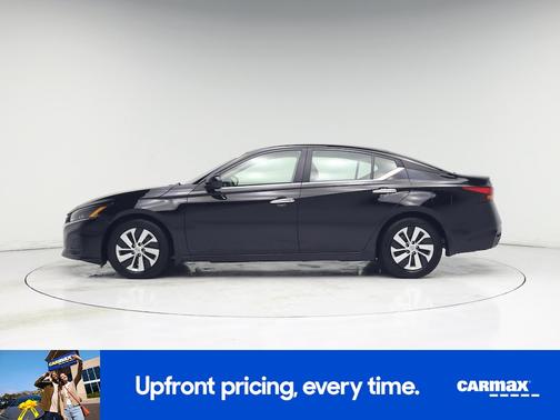 Black 2023 Nissan Altima S