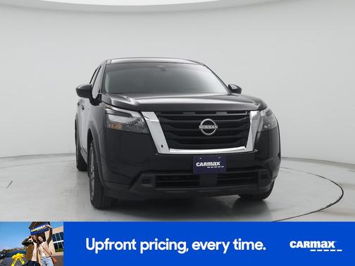 2023 Nissan Pathfinder S