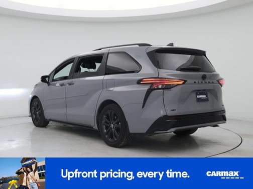 2025 Toyota Sienna XSE