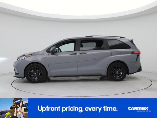 2025 Toyota Sienna XSE