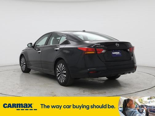 2023 Nissan Altima SV
