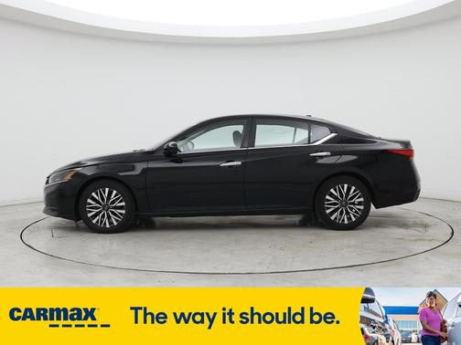 2023 Nissan Altima SV