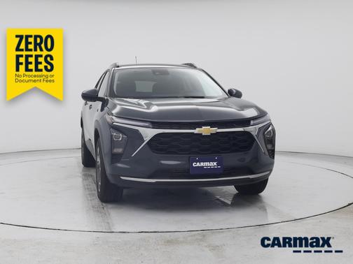 Gray 2025 Chevrolet Trax LT