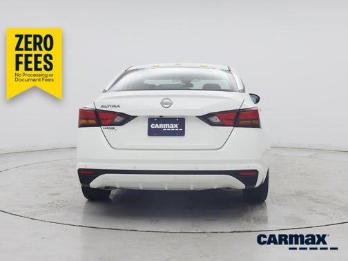White 2025 Nissan Altima SV