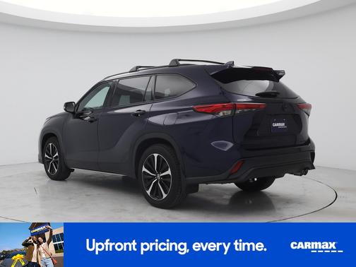 Blue 2022 Toyota Highlander XSE