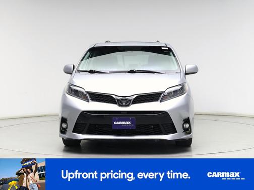 2020 Toyota Sienna SE