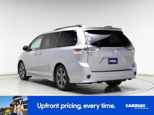 2020 Toyota Sienna SE