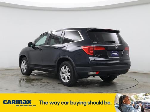 2017 Honda Pilot LX