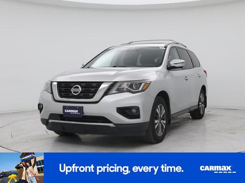 2017 Nissan Pathfinder SL