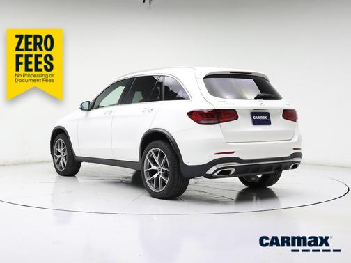 White 2022 Mercedes-Benz GLC 300