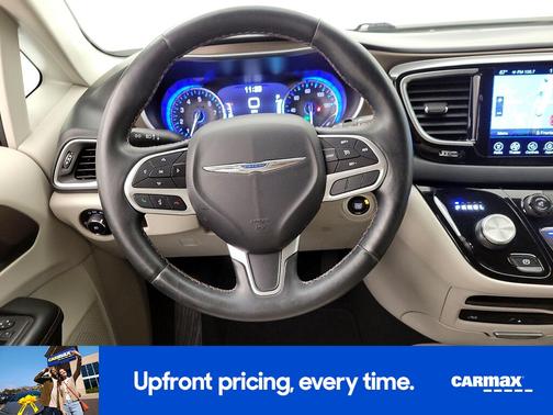Gray 2017 Chrysler Pacifica Touring L-Plus