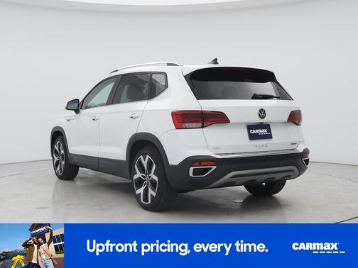 White 2022 Volkswagen Taos SEL