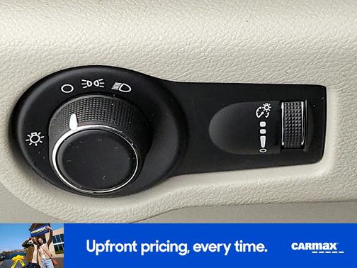 2020 Chrysler Voyager L