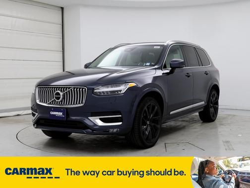 2023 Volvo XC90 B6 Plus