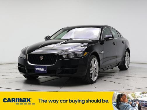 2017 Jaguar XE Prestige