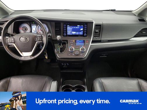 2019 Toyota Sienna SE