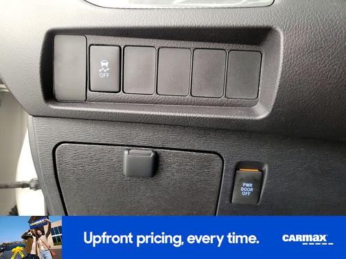 2019 Toyota Sienna SE