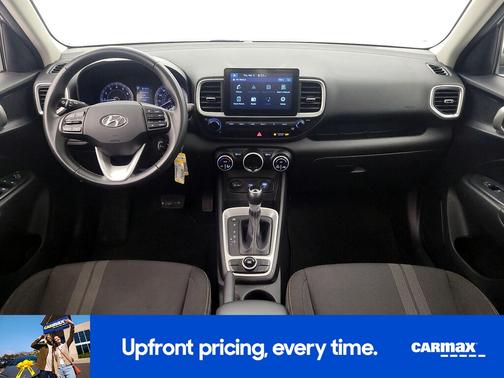 2020 Hyundai VENUE SEL