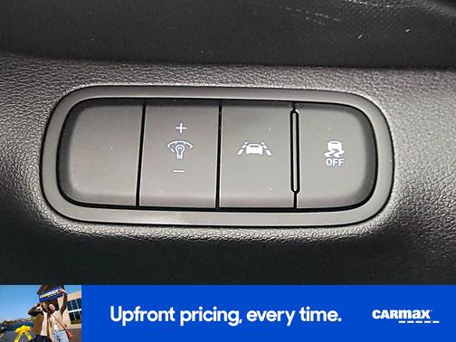 2020 Hyundai VENUE SEL