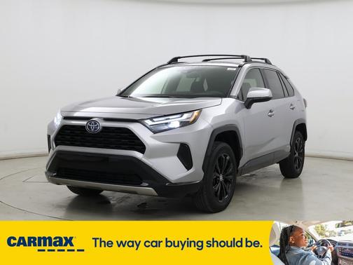 2022 Toyota RAV4 Hybrid SE
