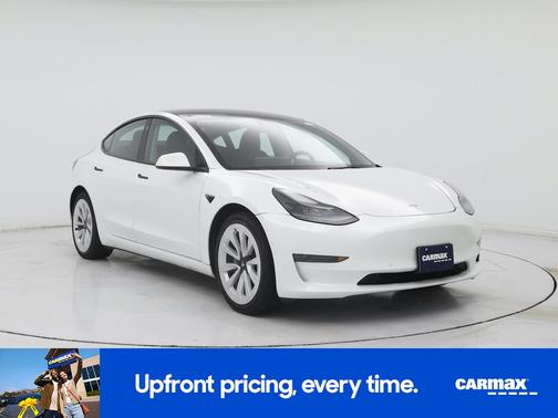 White 2022 Tesla Model 3