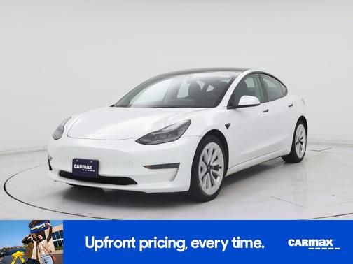 White 2022 Tesla Model 3