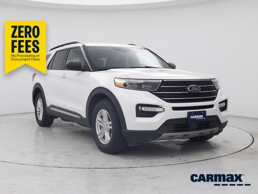 White 2020 Ford Explorer XLT