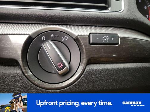 2017 Volkswagen Passat SE