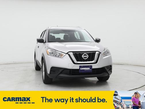 2019 Nissan Kicks S