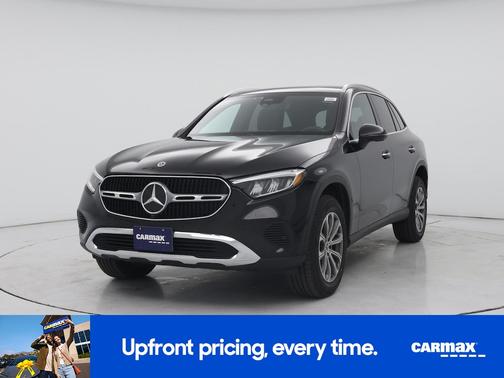 Black 2023 Mercedes-Benz GLC 300